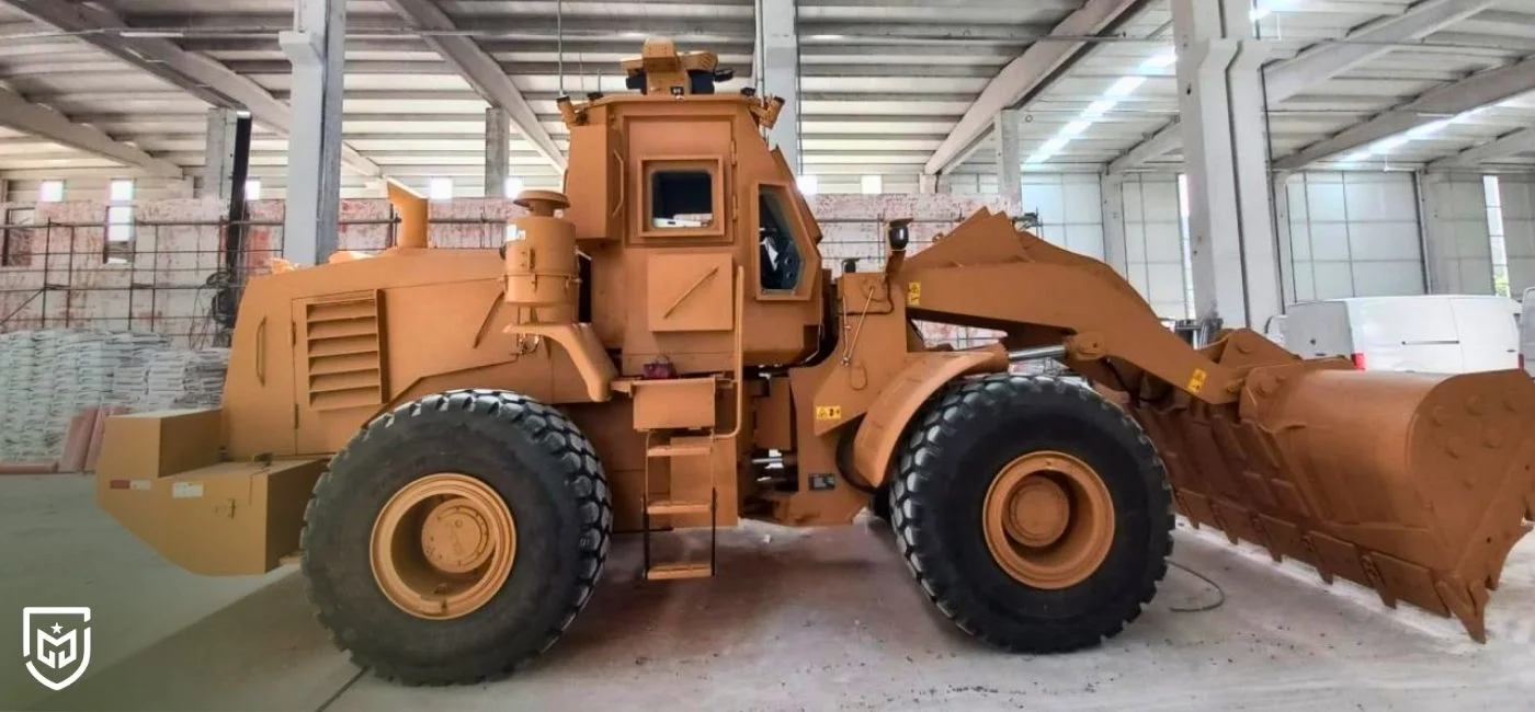 Yerli üretim TOSUN sahadan dünyaya açıldı: Zırhlı iş makinesi ilk kez ihraç edildi